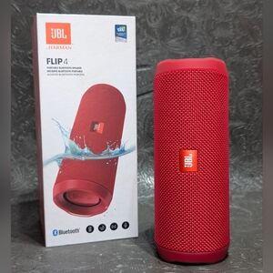 JBL Flip 4 Portable Speaker - Vibrant Red